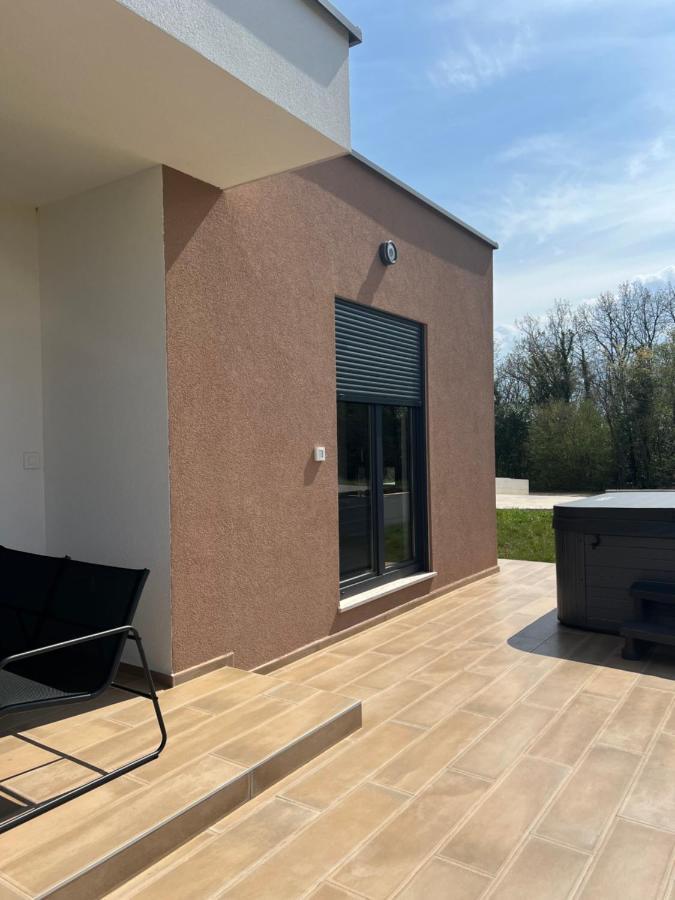 Modern Home Ula Brtonigla Εξωτερικό φωτογραφία