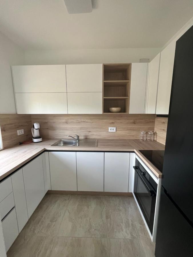 Modern Home Ula Brtonigla Εξωτερικό φωτογραφία