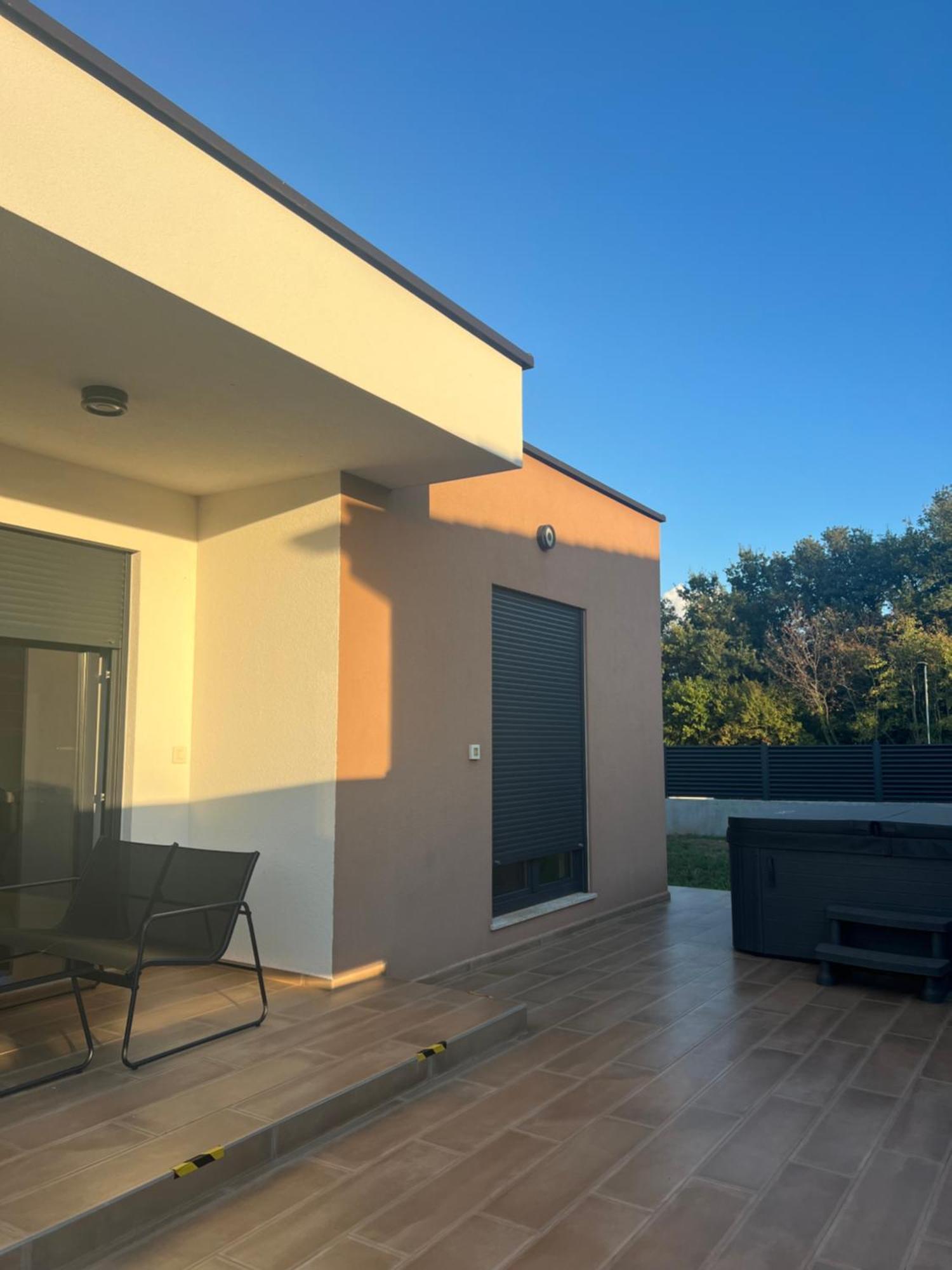 Modern Home Ula Brtonigla Εξωτερικό φωτογραφία